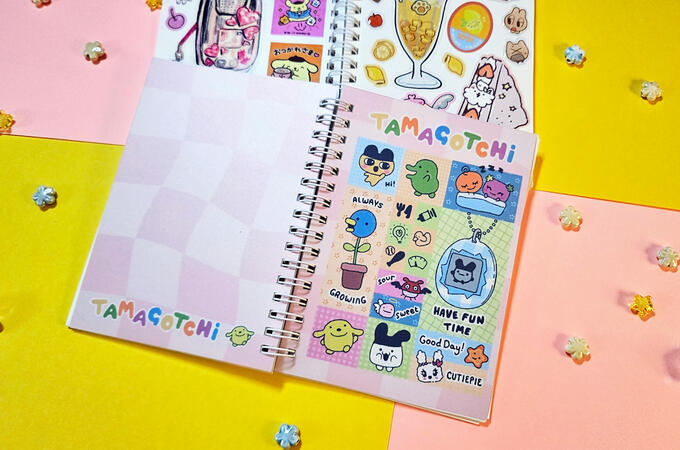 Tamagotchi A6 Stickerbook